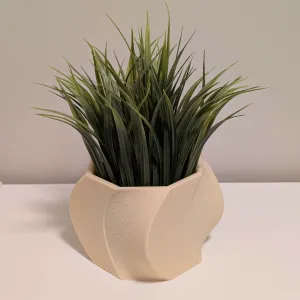 Twisted Pot