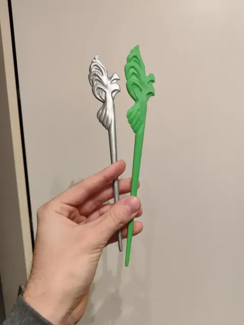 Hairpin Inspired by The Apothecary Diaries — Image 3 of 4