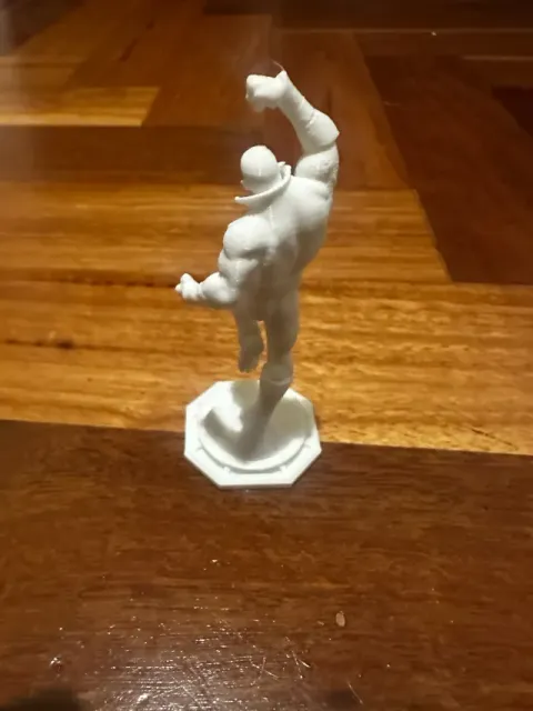 Allen the Alien (Invincible) — Image 2 of 3