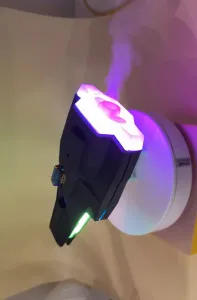 宇宙飞船，幽荧-05，可发射，三路灯光，带声音，带喷气