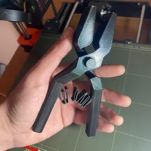 Tongs 3esign