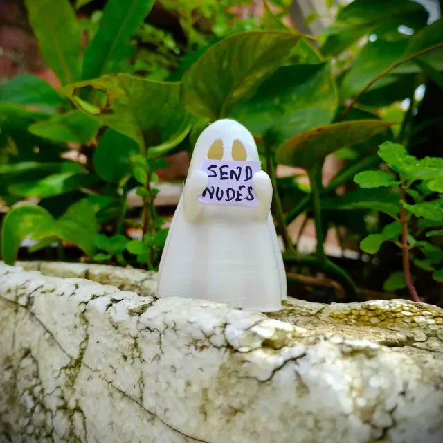 HALLOWEEN SPECIAL LITTLE MESSENGER GHOST — Image 3 of 5