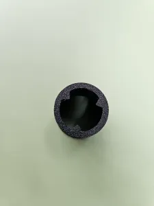 Confectionery piping tip