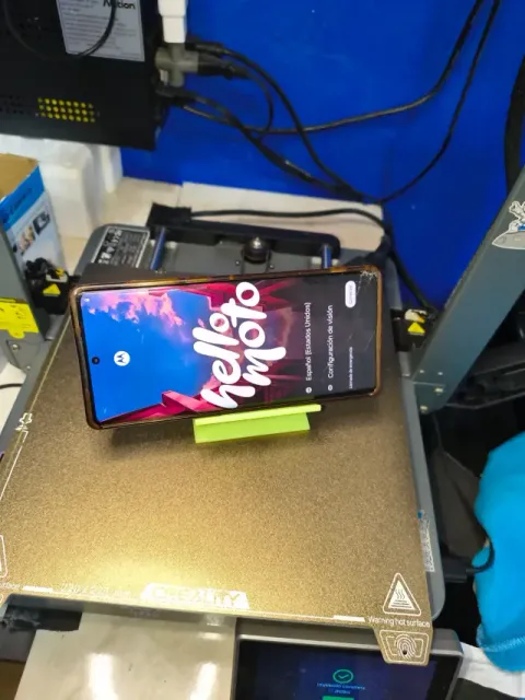 Desktop Phone Stand — Фото 4 из 5