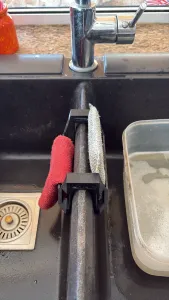 Sponge and dishcloth rack