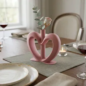 Heart-Shaped Vase – Tabletop Flower Holder, Bouquet Holder