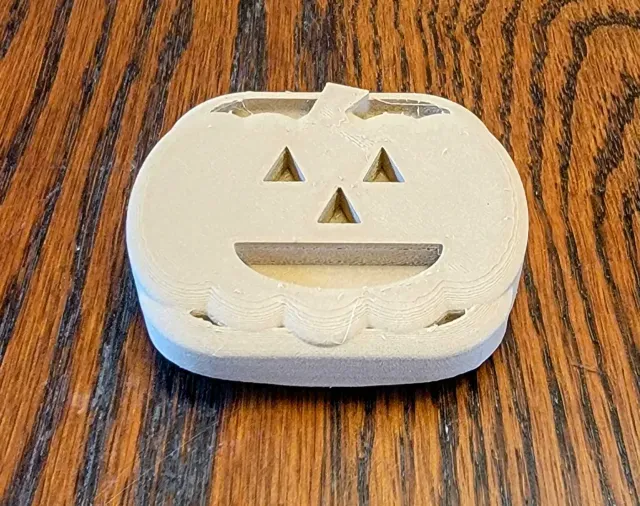 Halloween Pumpkin Magnet — Image 2 of 4