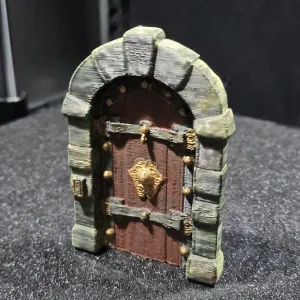 castle detailed door