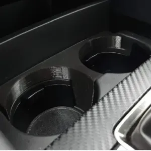 ограничитель подстаканника в Mazda 3