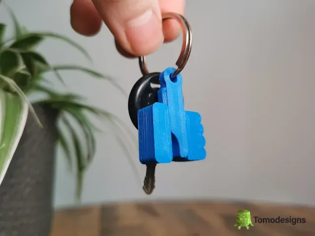 Mini Thumbs Up Keychain — Фото 3 из 6