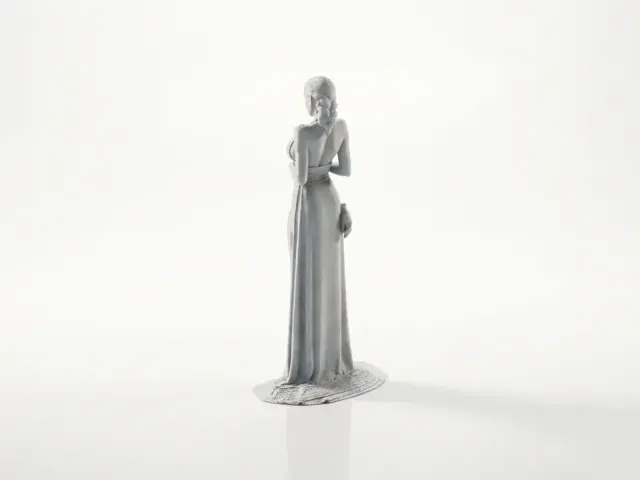 Long Dress Lady Figurine Female 3D Printable — Image 2 of 4