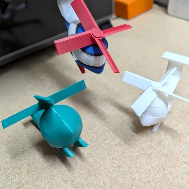 Toy Helicopter — Фото 5 из 9
