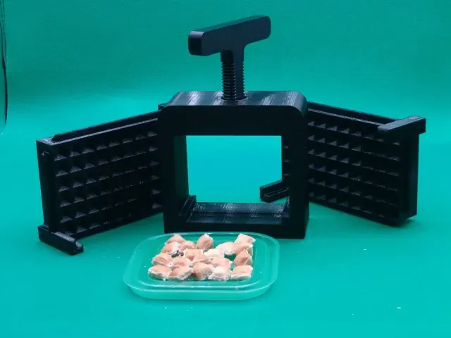 Bread Bait Press – DIY Fishing Bait Maker — Фото 6 из 9