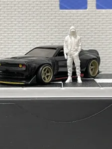 figure_standing