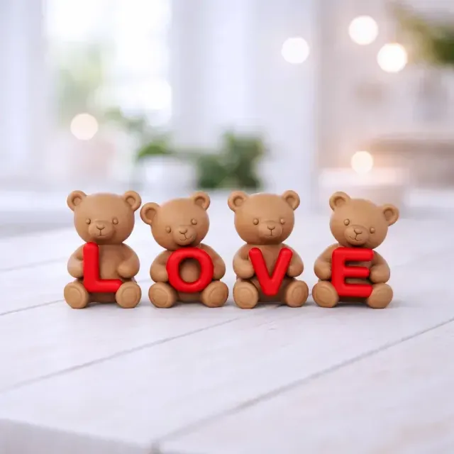 Love Toy Bear Figures Set — Image 5 of 9