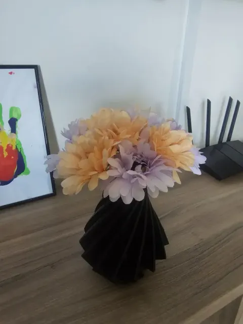 Modern Geometric Vase / Modern Geometric Vase — Фото 4 из 6