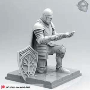 Medieval Knight Pen Holder – Decorative Figure