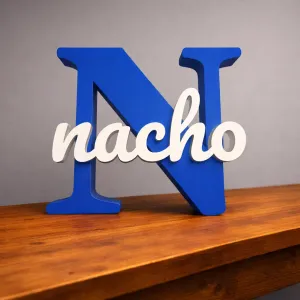 Inicial N con el nombre de Nacho