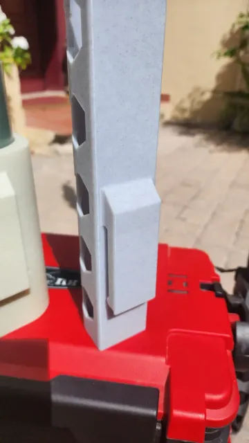Easy-to-Print Tackle Box Rod Holder