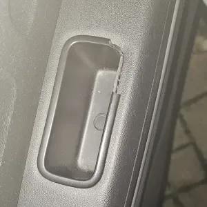 Citroen C3 handle