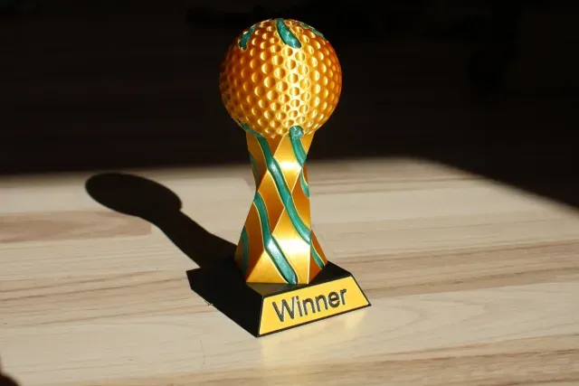 Impossible Passthrough Golf Trophy — Фото 4 из 7