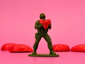 Soldier figurine with heart
