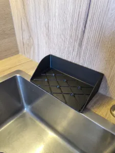 CUTTING BOARD HOLDER