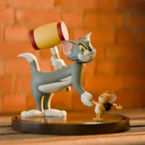 Tom and Jerry Figurine – Iconic Cartoon Duo