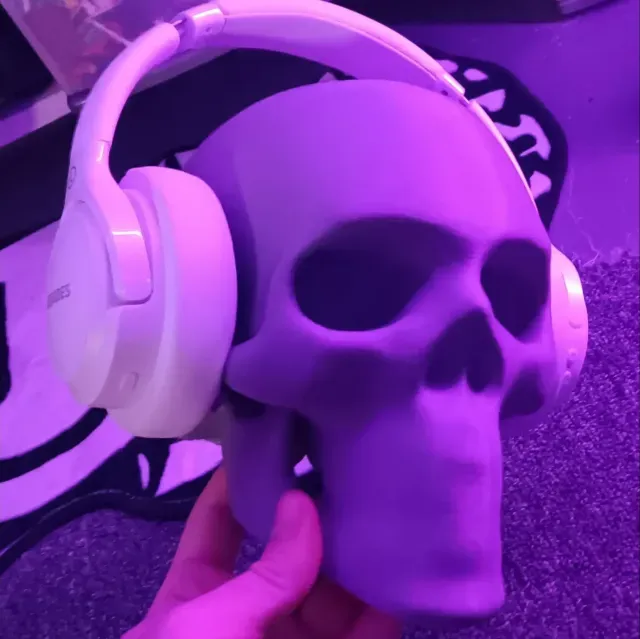Skull headset stand — Фото 2 из 4