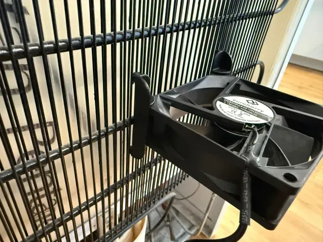 refrigerator heat exchanger 80mm fan holder — Image 3 of 6