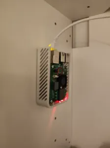 Raspberry Pi + PoE Hat open case with wallmount