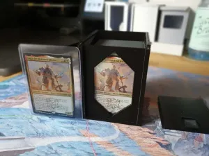 MTG Windowed Commander Deck Box - for Top Loaded Commander