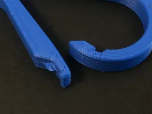 Utility Carabiner: Secure, Versatile Everyday Clip