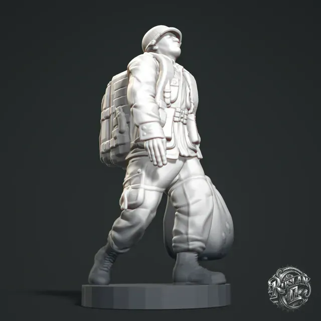 Soldier with Gear — Фото 3 из 9