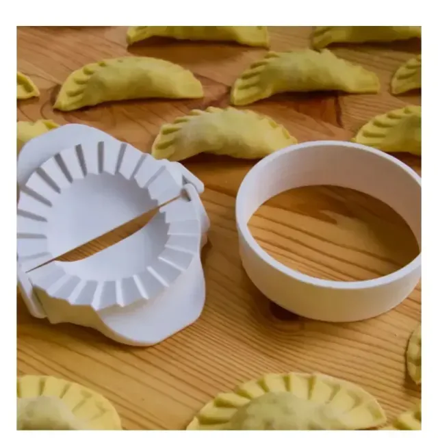 Dumpling mold