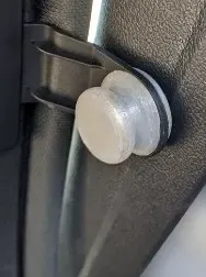 Audi TT parcel shelf clip