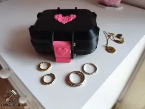 💖 Articulated Pixel Heart Box — Fan-Exclusive Edition