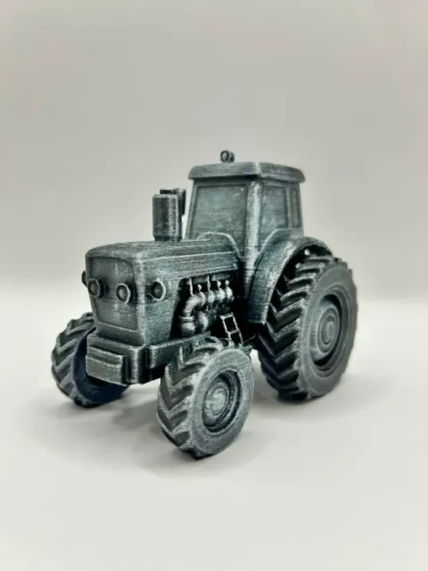 tractor — Image 4 of 7