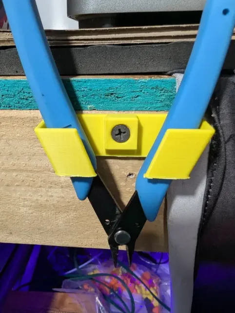 Flush Cutter Holders - Remix! (Original Work by Dan H) — Image 6 of 9