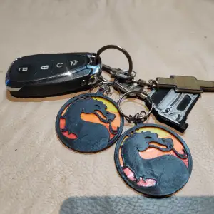 Mortal Kombat Keychain multicolor no ams Required