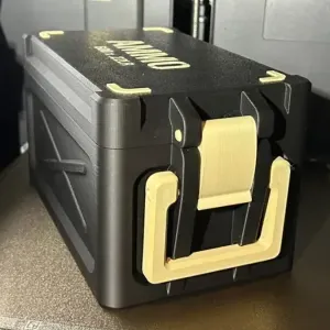 .22 storage box with handle