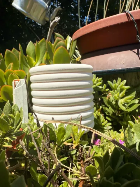 Twist Lock Pot Planter