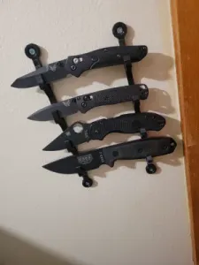 Display knife holder