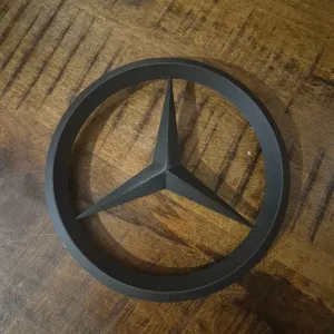 Mercedes Logo