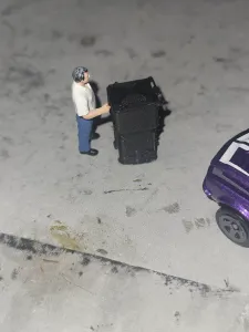 1/64 POUBELLE A ORDURE EXTERIEUR / OUTDOOR TRASH BIN