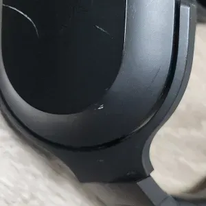 charnière casque razer barracuda