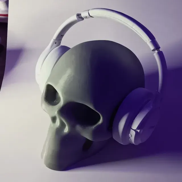 Skull headset stand — Фото 3 из 4