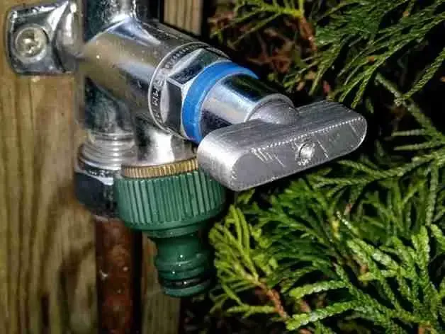Small Outdoor Faucet Key Handle — Image 3 of 6