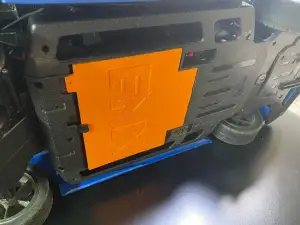 1/8 scale battery cover