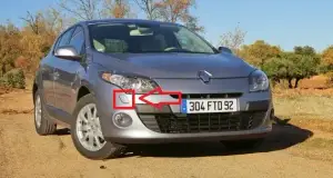 Renault Megane headlight washer cover